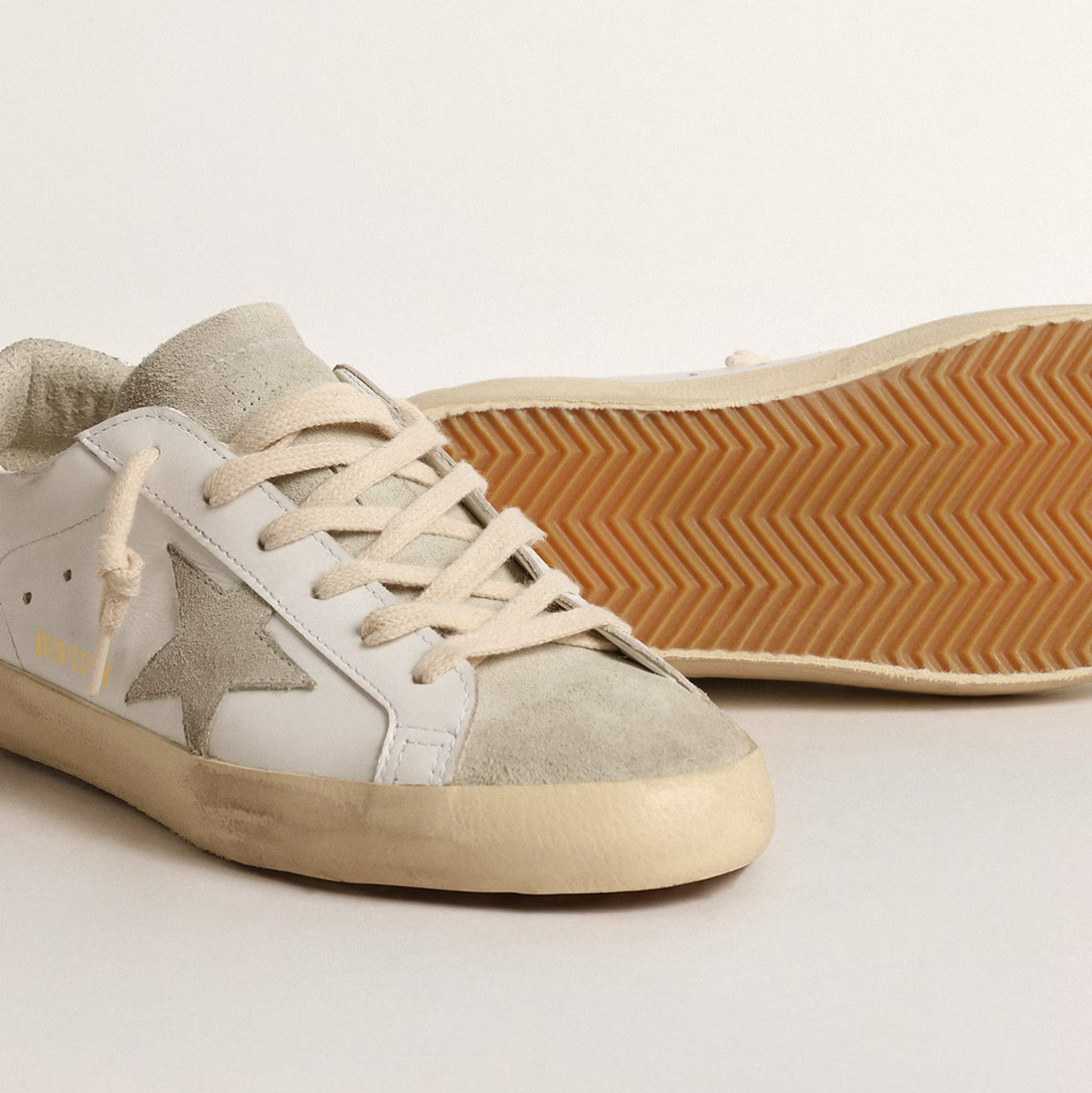 Basket Super-Star Étoile Grise et Contrefort Paillettes Argentées